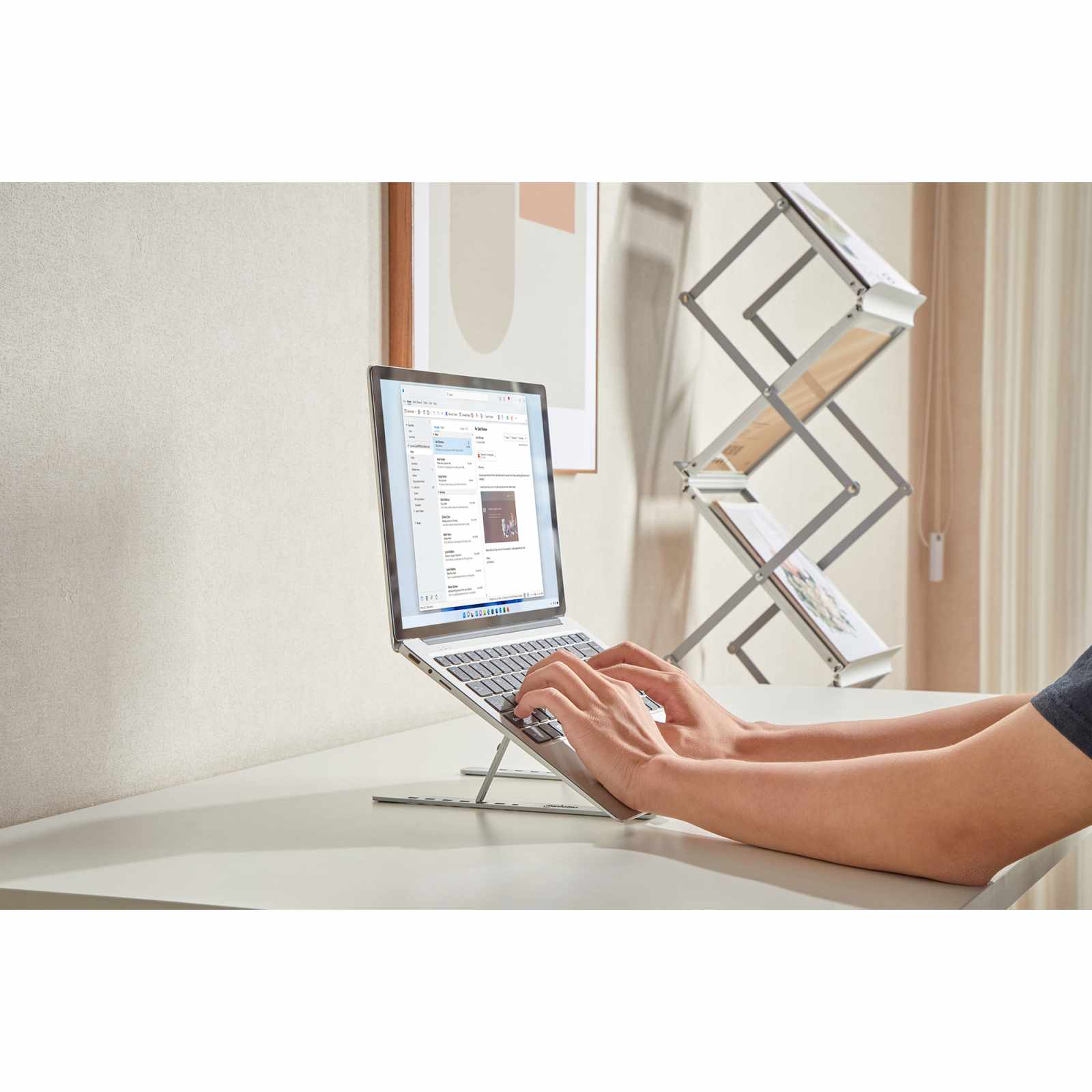 Soporte de aluminio para laptop o tablet con elevación ajustable, Premium Image 10