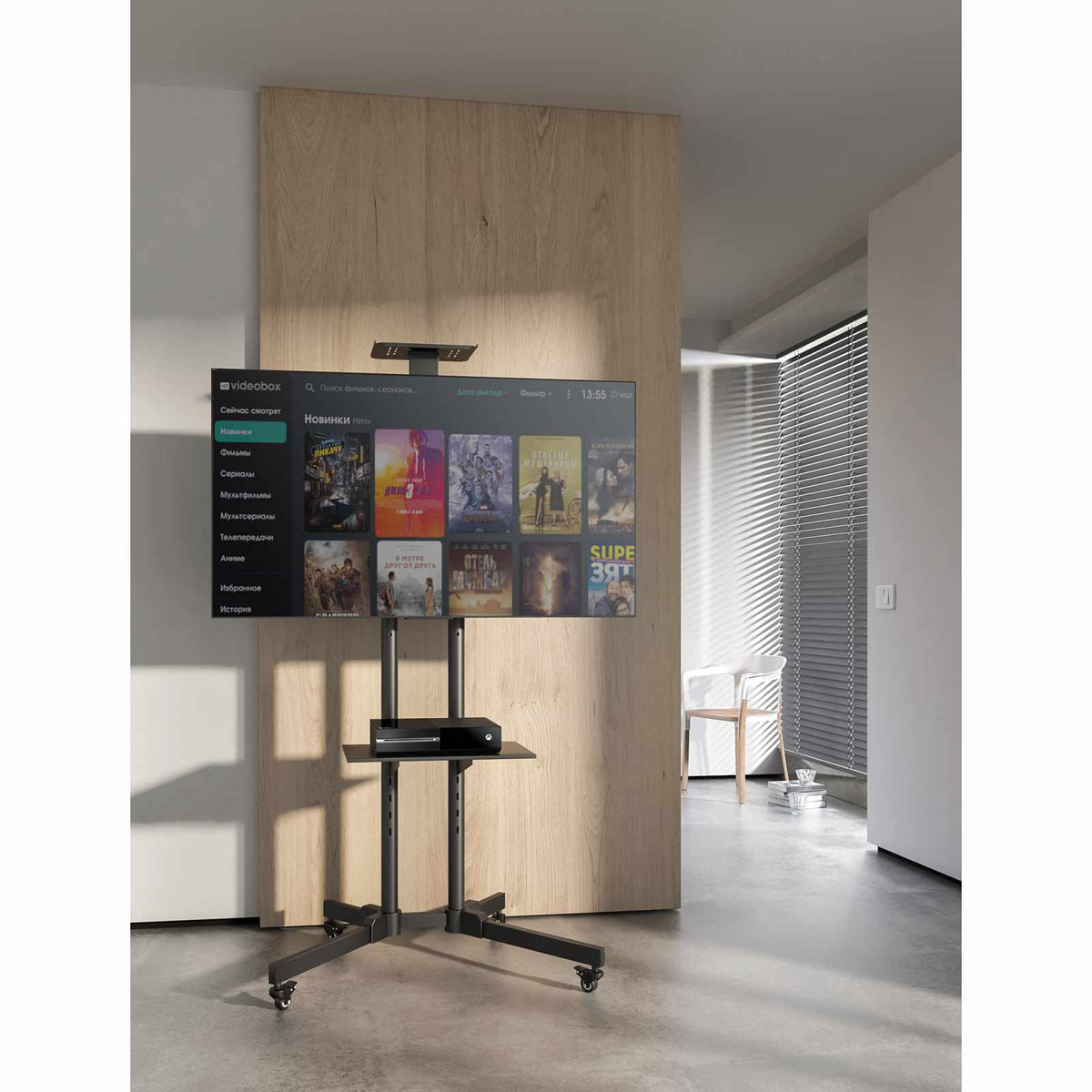 Soporte Económico de Carrito para Pantallas de 37" a 70" Ajustable en Altura Image 11